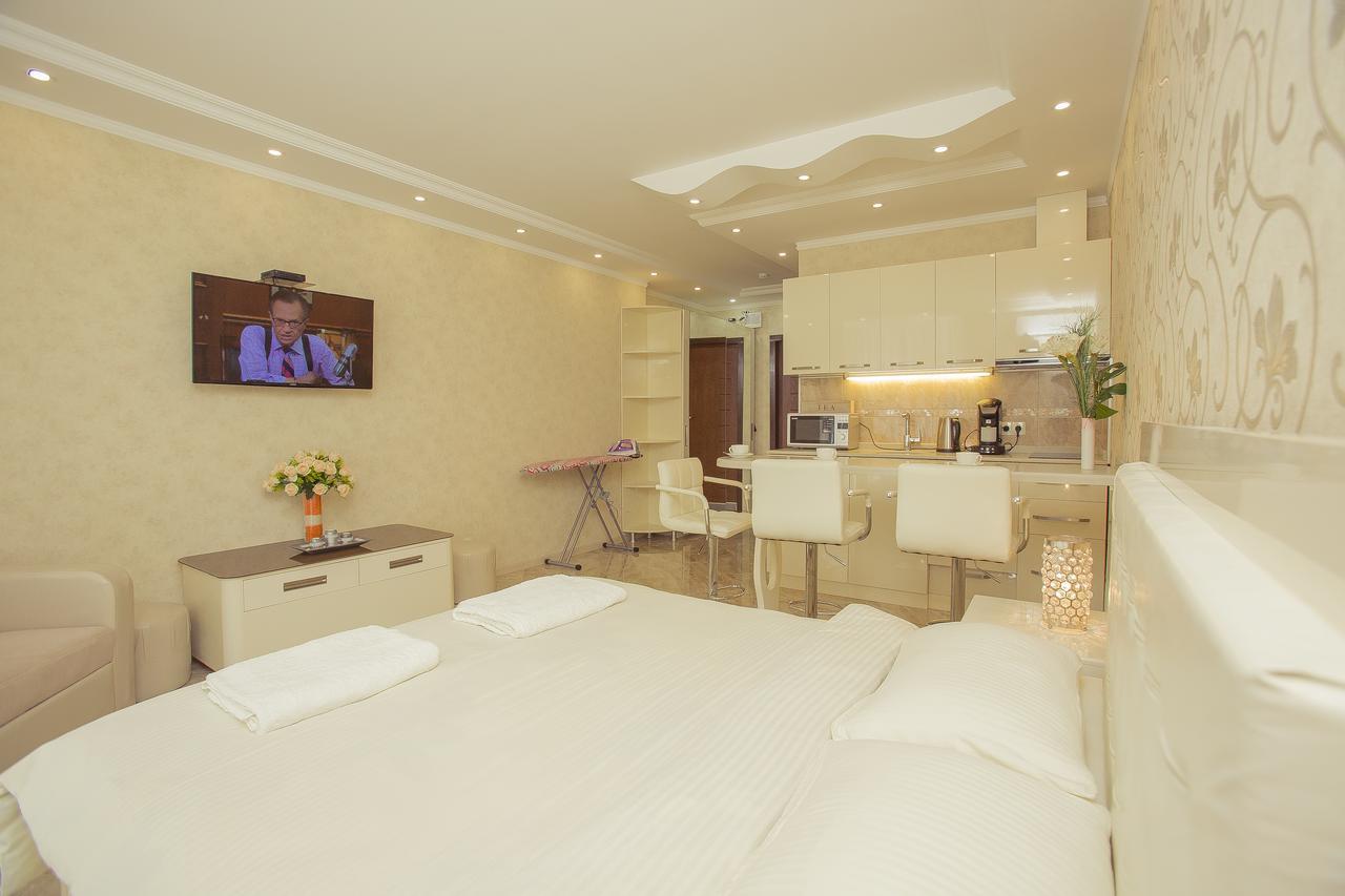 Viva Blue Batumi Aparthotel Kültér fotó