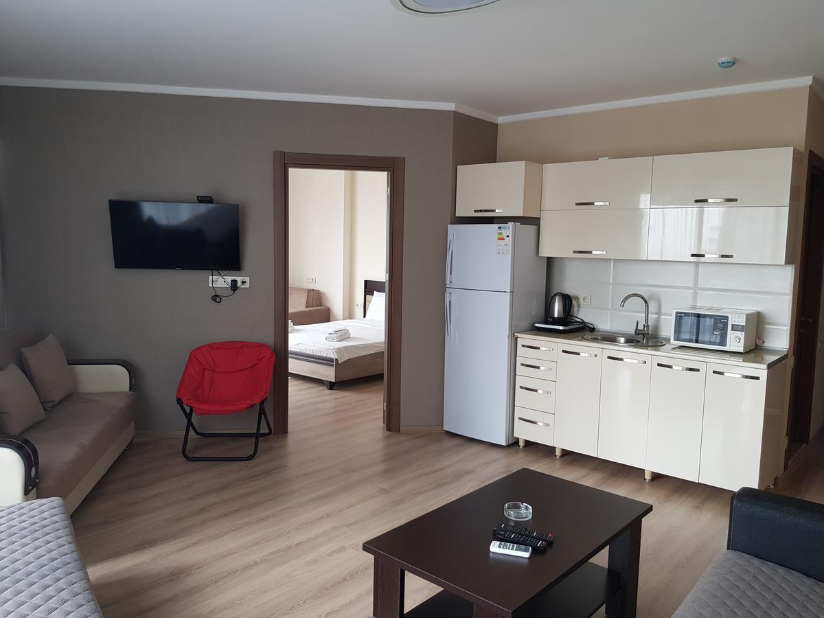 Viva Blue Batumi Aparthotel Kültér fotó