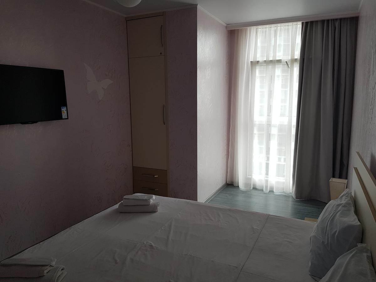 Viva Blue Batumi Aparthotel Kültér fotó