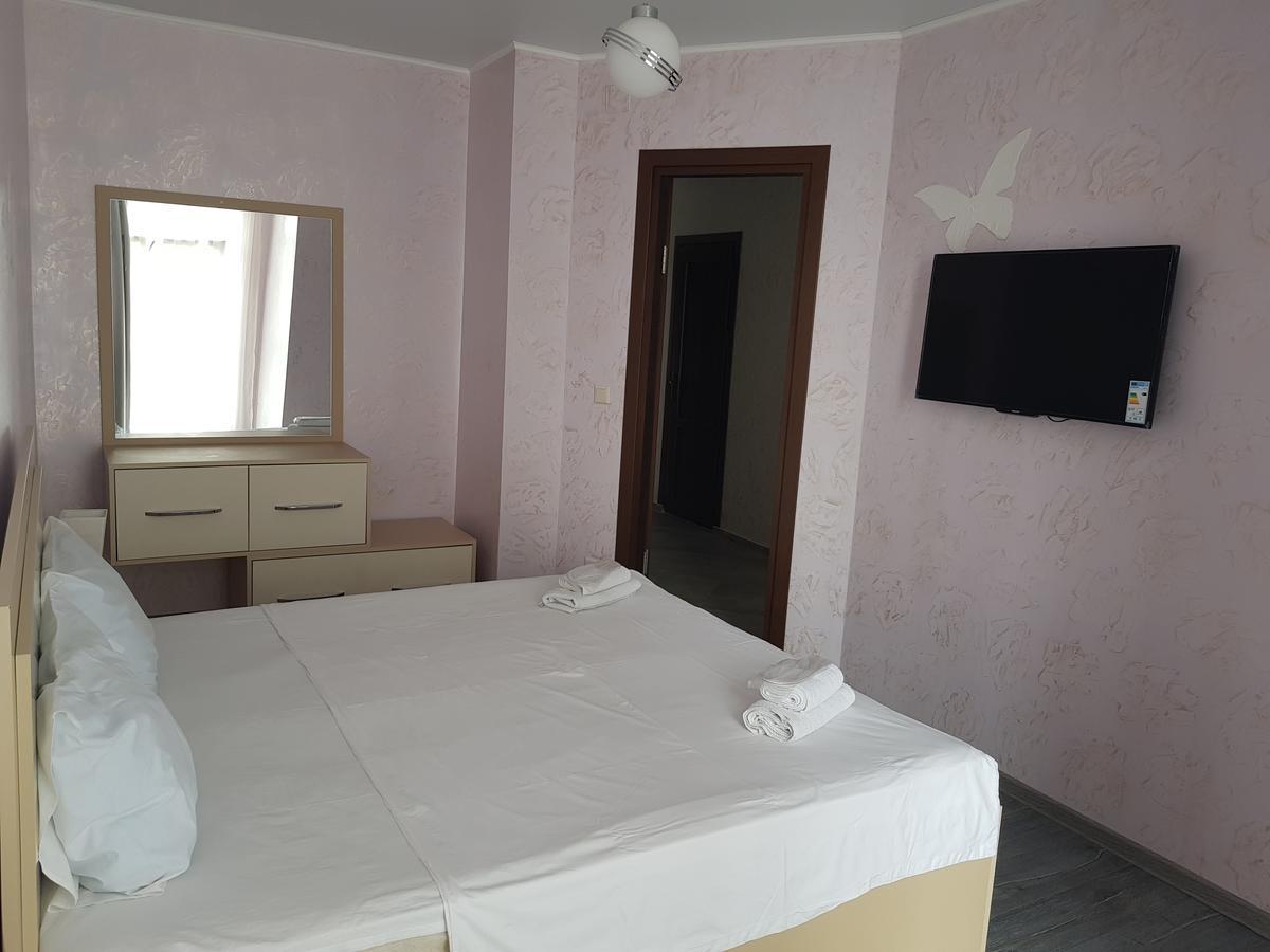 Viva Blue Batumi Aparthotel Kültér fotó