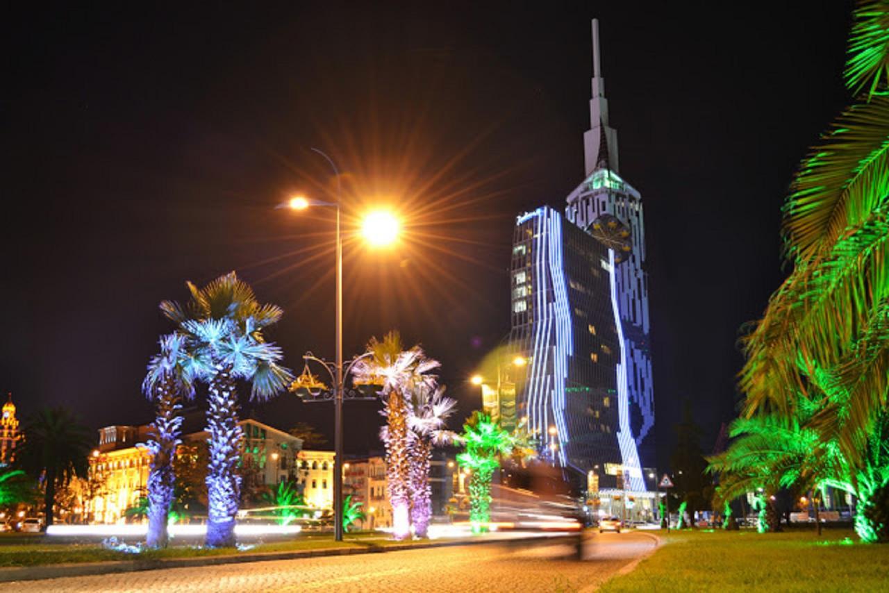 Viva Blue Batumi Aparthotel Kültér fotó